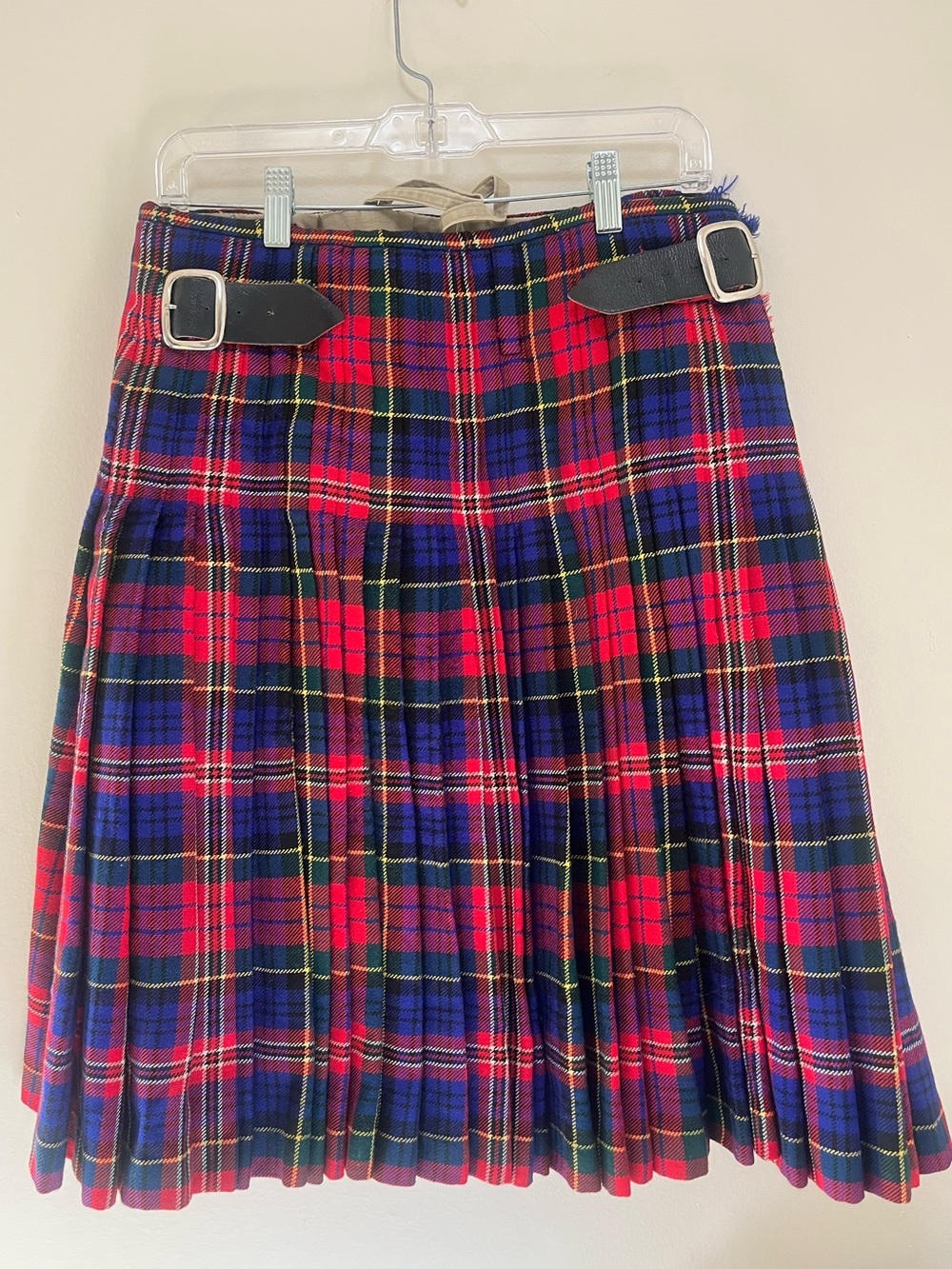 Vintage HEAVYWEIGHT Burnett’s Scottish Imports Kilt - Pure Wool Custom Made 30”